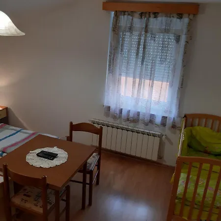 Turisticna Kmetija Siroko Smještaj na farmi *