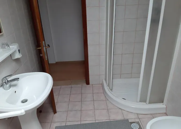 مزرعة للإقامة Turisticna Kmetija Siroko